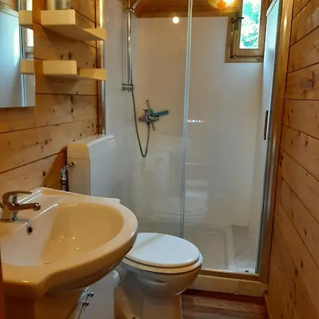 Chalet Lake Lugano, Vienna 18 Porlezza