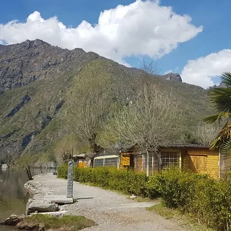 Chalet Lake Lugano, Vienna 18 *